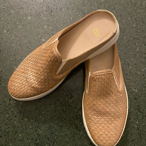 Johnston & Murphy Sz 8.5 Tan Woven Slip-On Loafers - Picture 3 of 7